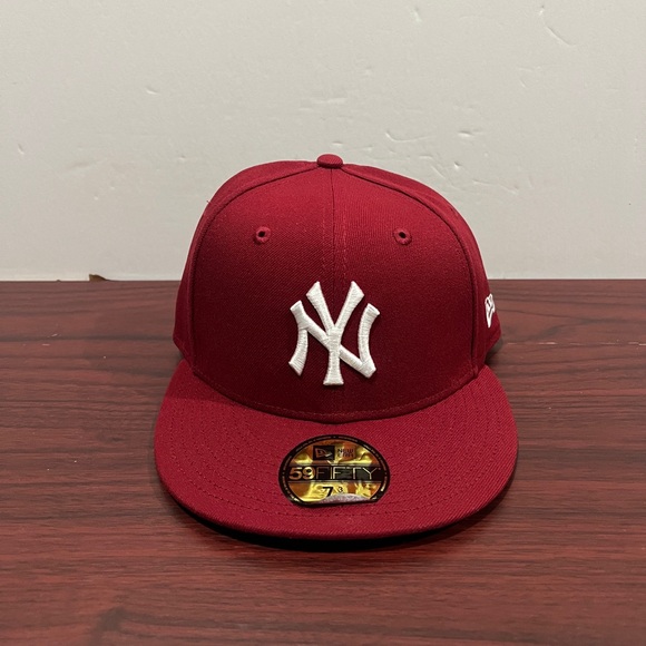 New Era, 59Fifty, Fitted Hat, New York Yankees, Burgundy & White - Picture 1 of 9